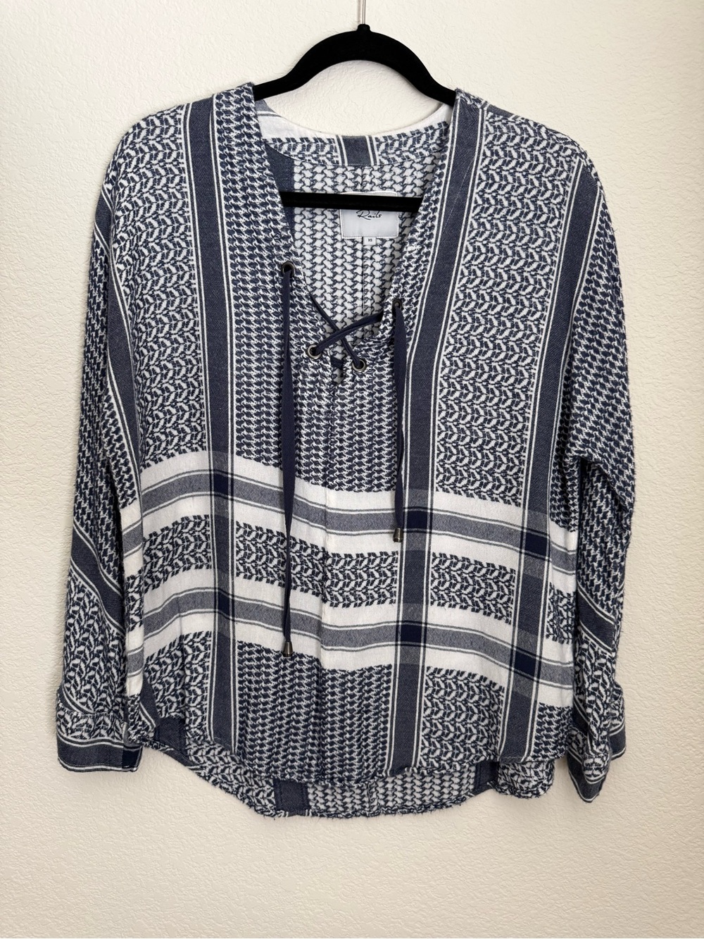 Rails | Lily Saphire/ Jacquard Bohemian Lace-Up Blouse 100% Rayon Size XS